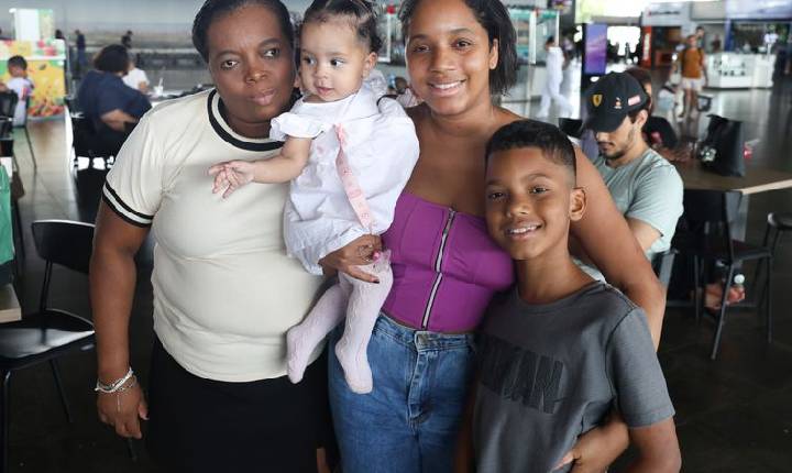 Mulheres veem no Natal a data para deixar a saudade e unir a família