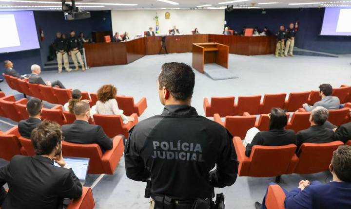 Por unanimidade, STF condena mais nove réus pela trama golpista
