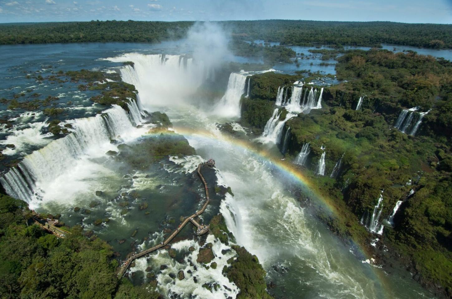 Cataratas do Iguaçu: Beleza, História e Biodiversidade