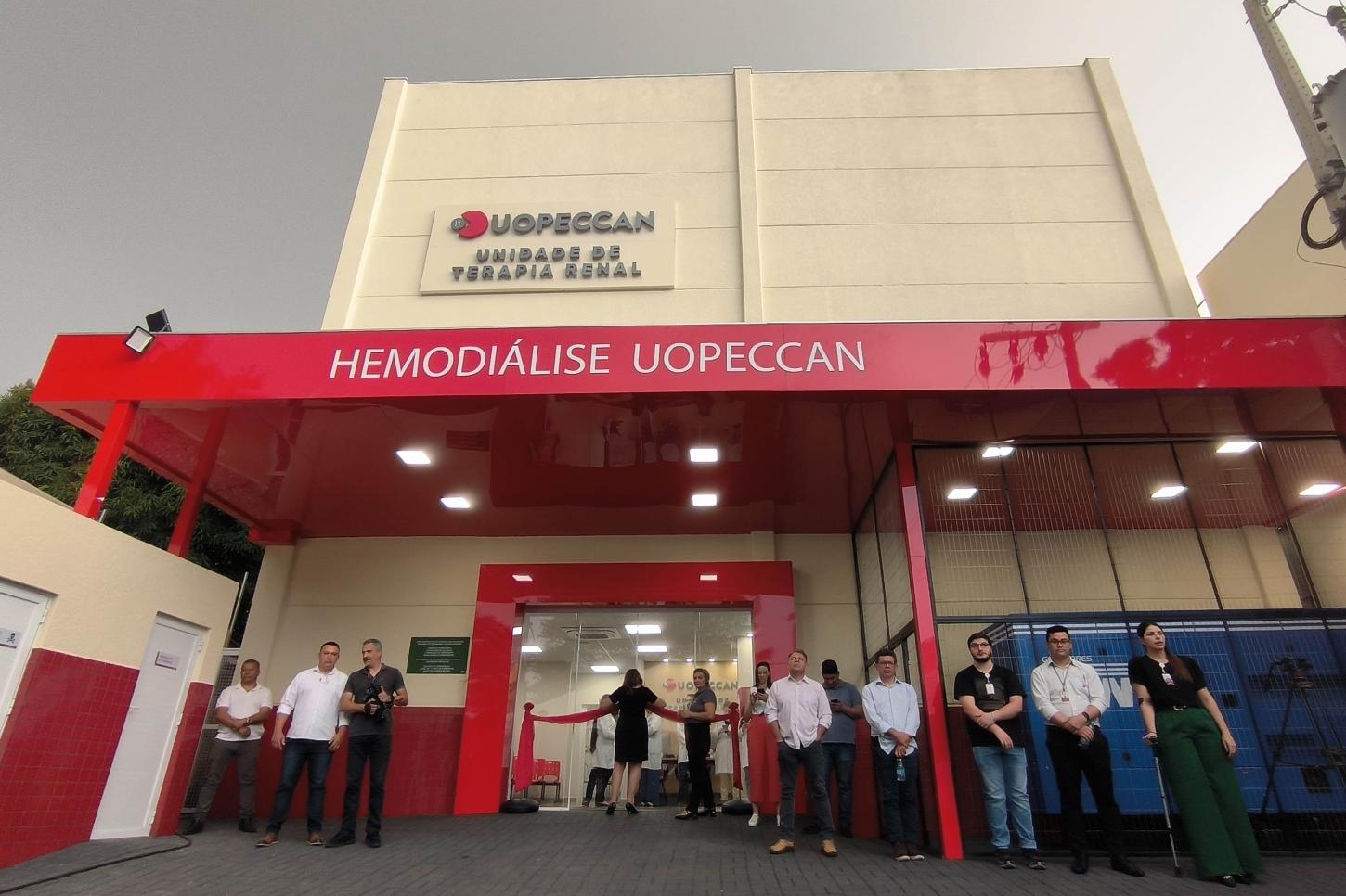 Uopeccan inaugura nova Unidade de Terapia Renal no Oeste do Paraná com investimento de R$ 13 milhões