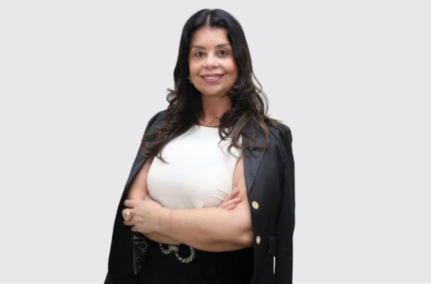 Advogada Vera Lucia faz história sendo a 1ª mulher a presidir a OAB de Palotina