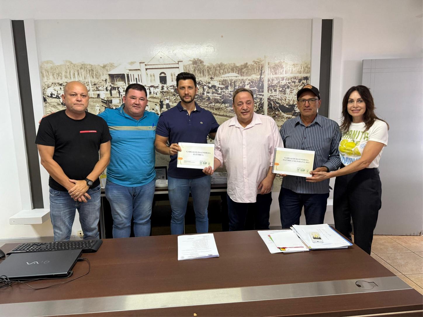 Deputado Hussein Backi visita gabinete do prefeito de Palotina