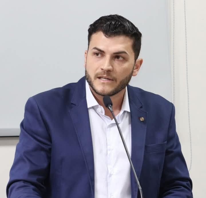 Ex-prefeito Luiz Ernesto responde pedido de informação sobre imóvel da AFITRA