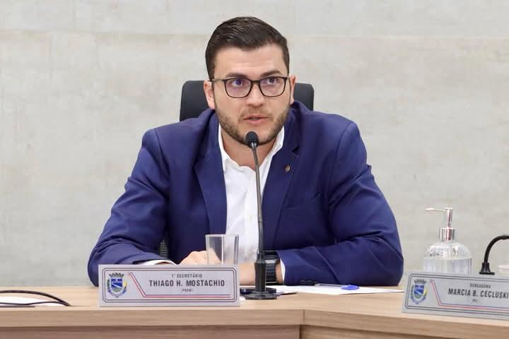 Ex-prefeito Luiz Ernesto respondeu o pedido de informação e esclareceu sobre o índice de reajuste salarial de 2025