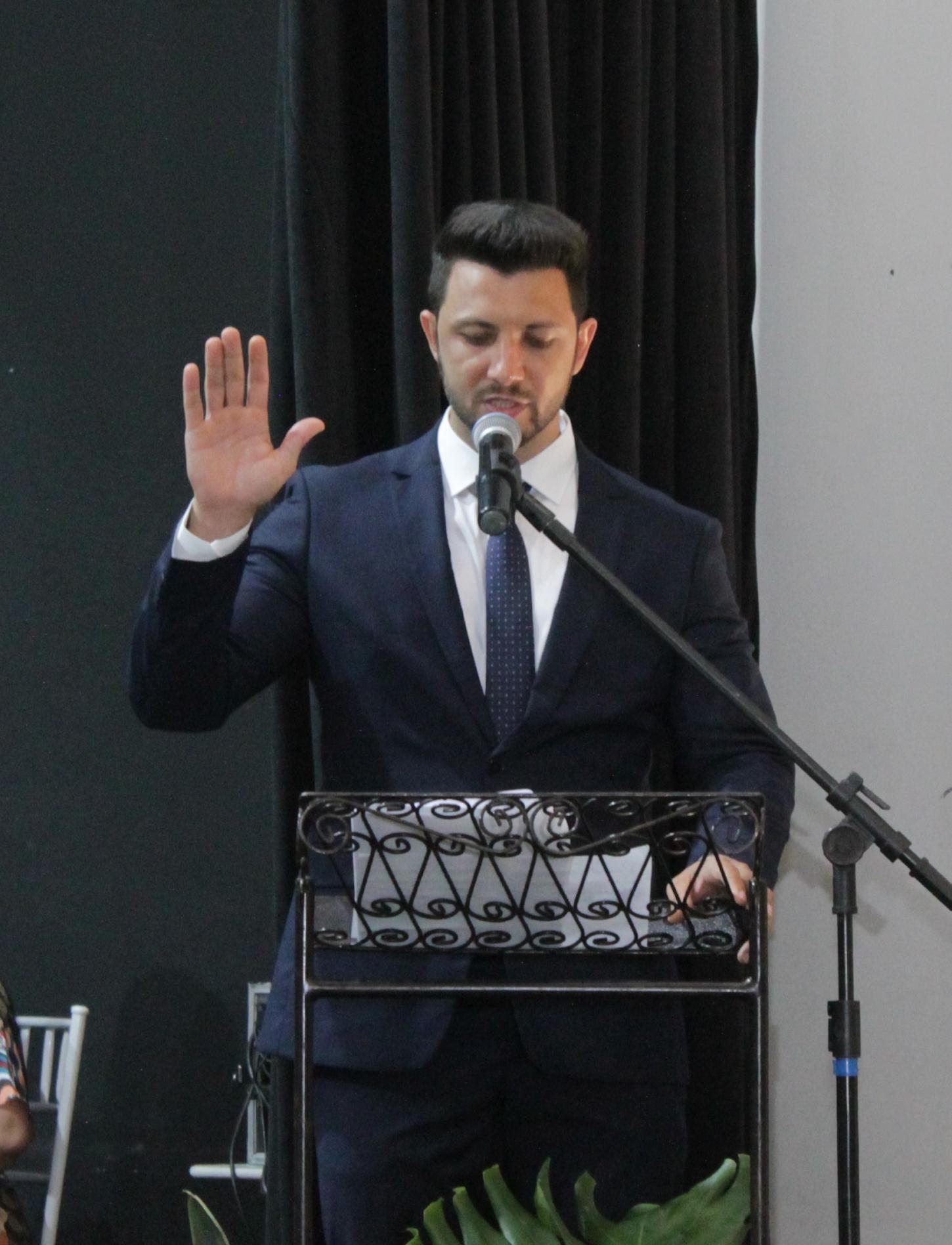 Rodrigo Ribeiro fez o Juramento durante a posse neste dia 01/01