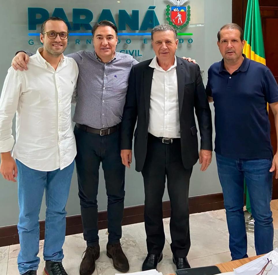 Prefeito Marcel Micheletto participa de reunião na Casa Civil em Curitiba