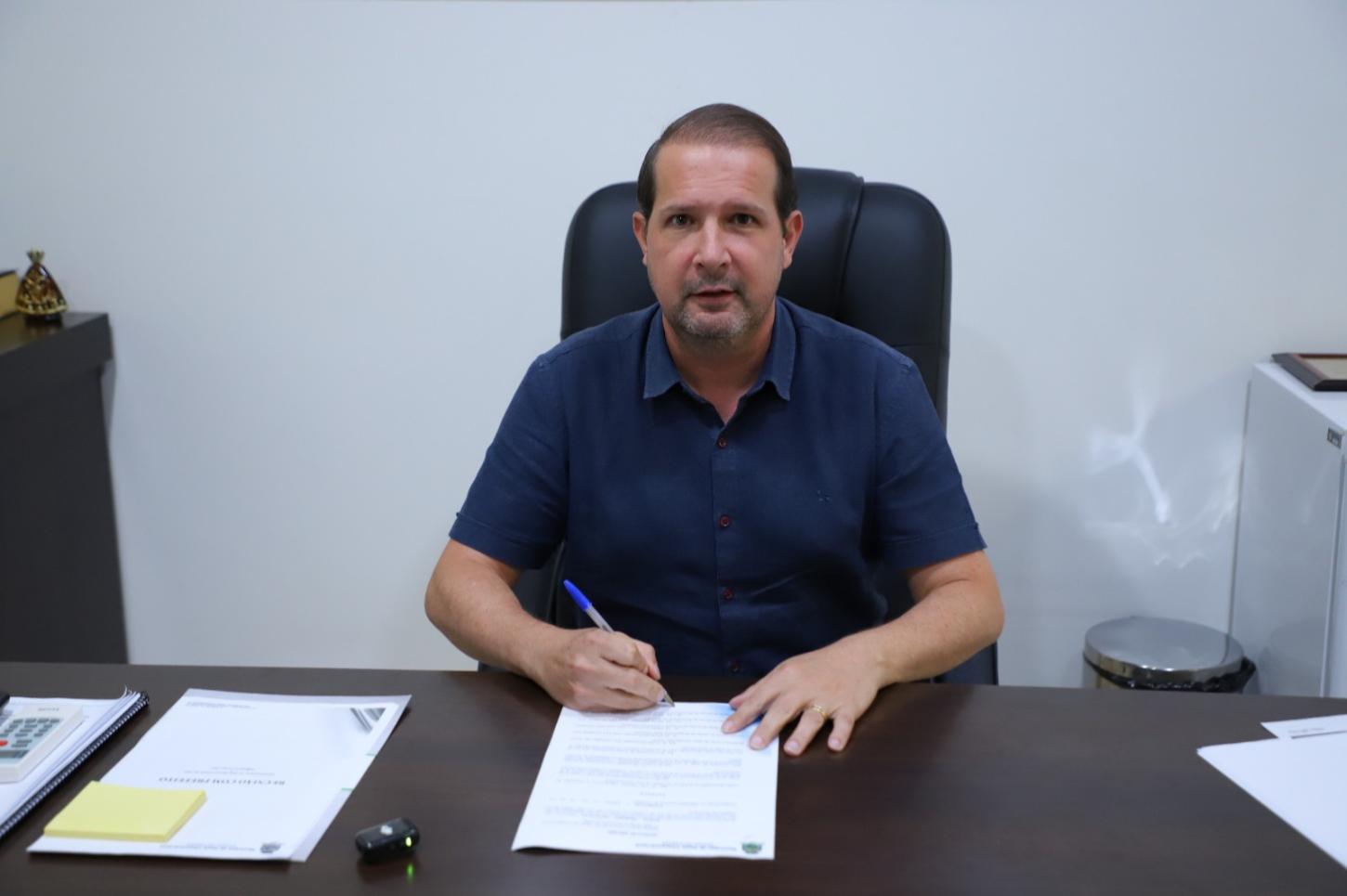 Prefeito Micheletto anuncia aumento no Vale Alimentação dos servidores