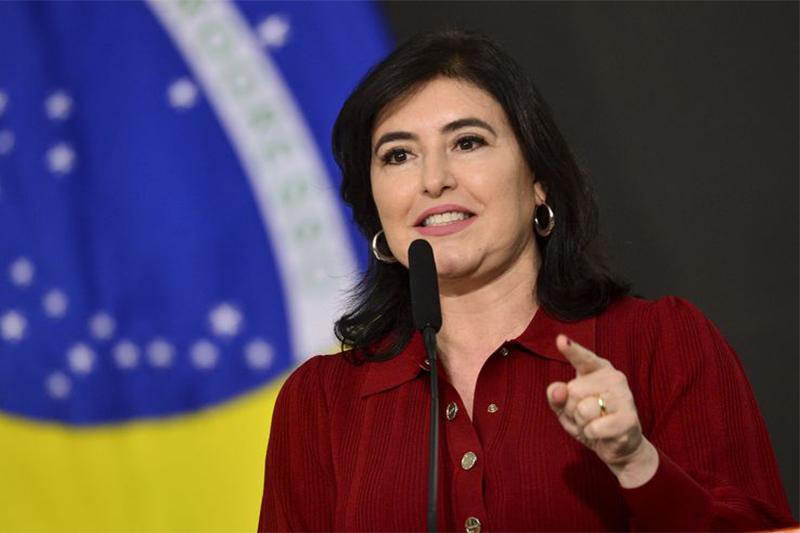 Sem definir futuro, Simone declara apoio à reeleição de Riedel e Lula