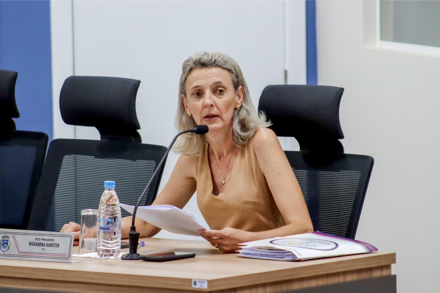 Nissandra Karsten (PP) fala sobre os trabalhos da última sessão da Câmara