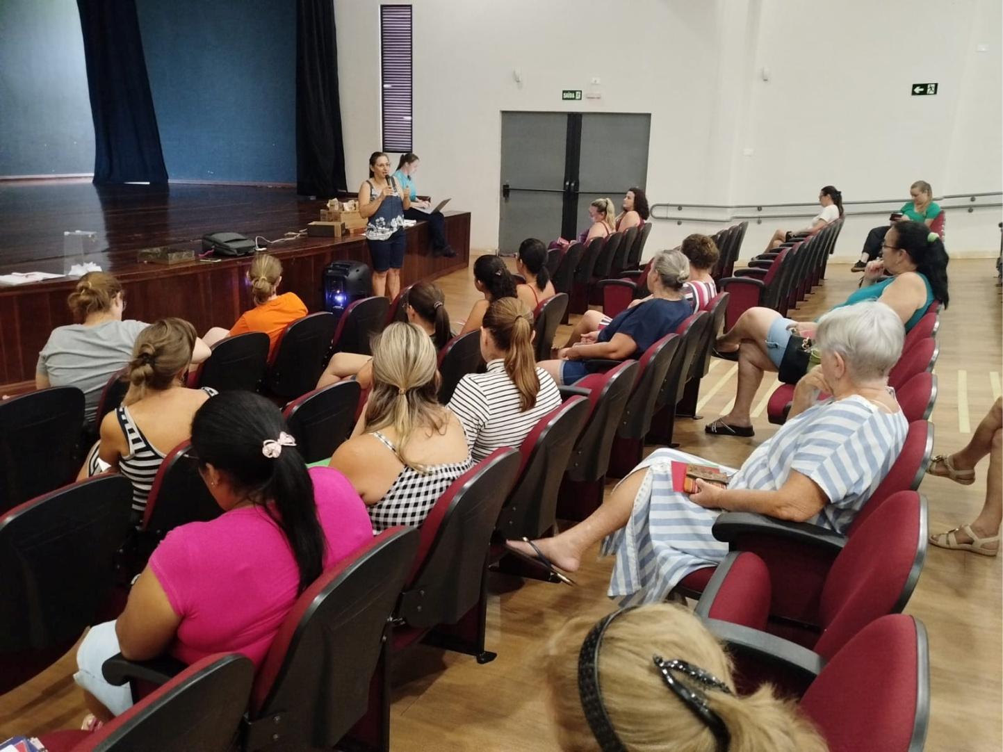 Sindicato realiza assembleia e professores aprovam reajuste do Piso do Magistério