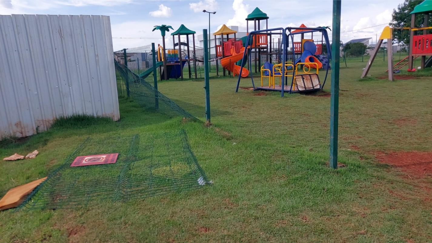 Vandalismo provoca danos em bens públicos no bairro Mônaco e afeta serviços à população