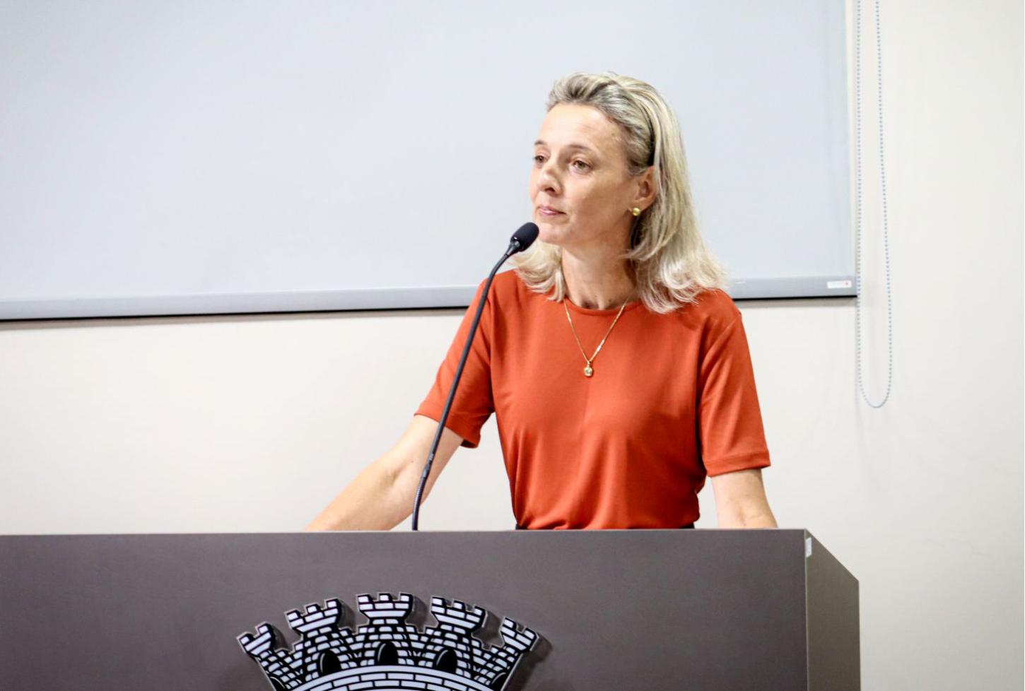 Vereadora Nissandra Karsten cobra atenção para a situação da Saúde Pública em Palotina