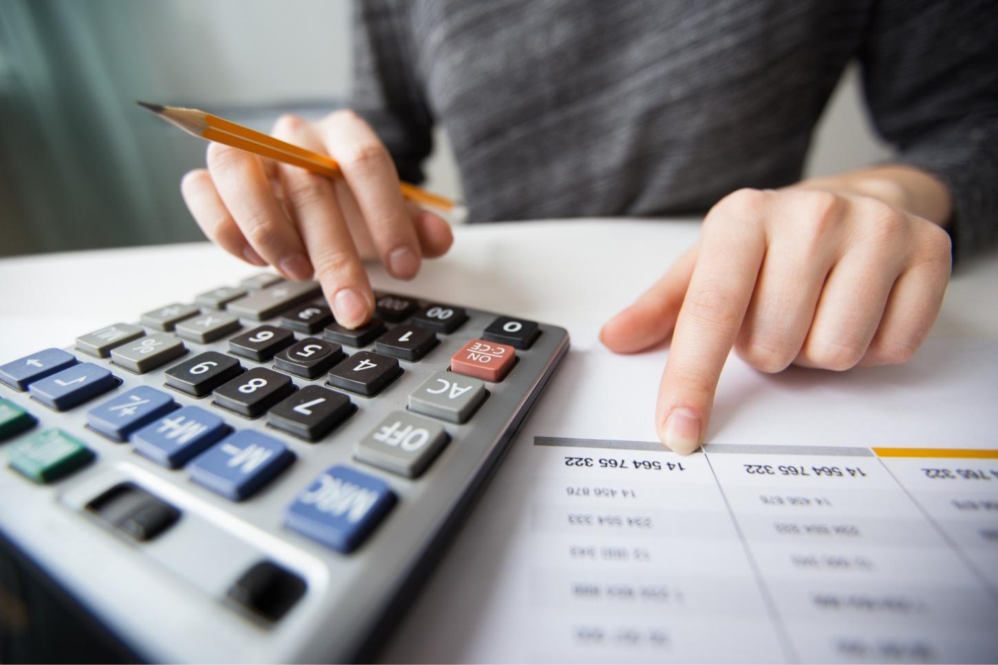 Impostos consomem 149 dias de trabalho em 2025