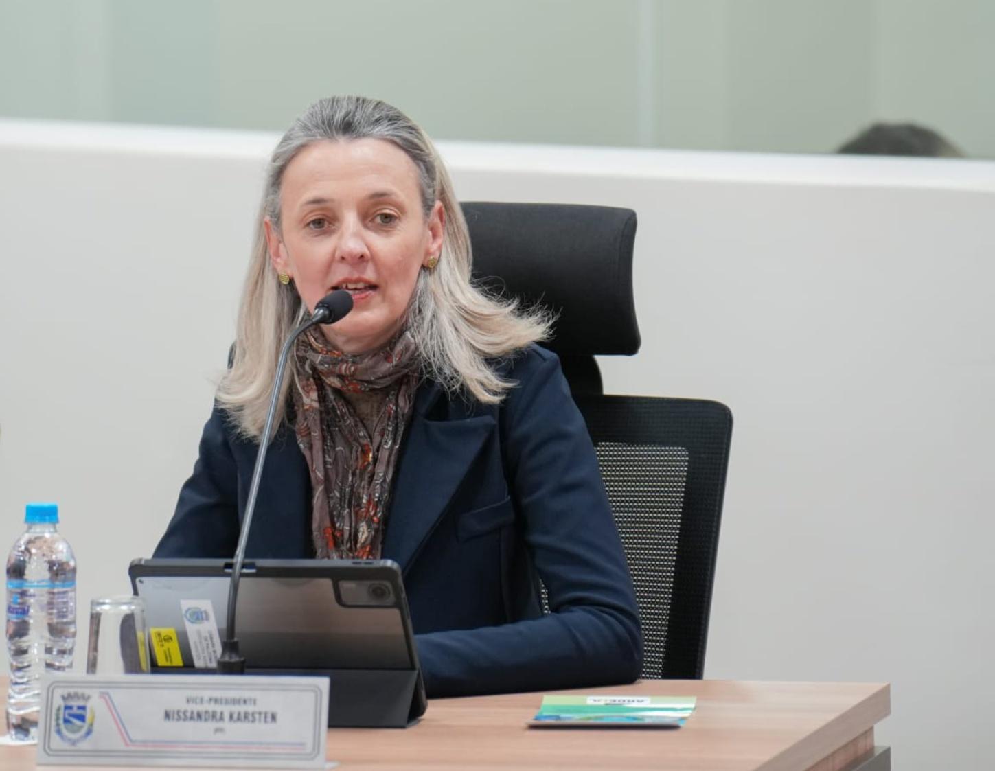 Câmara aprova projeto sobre apoio a famílias vítimas de feminicídio