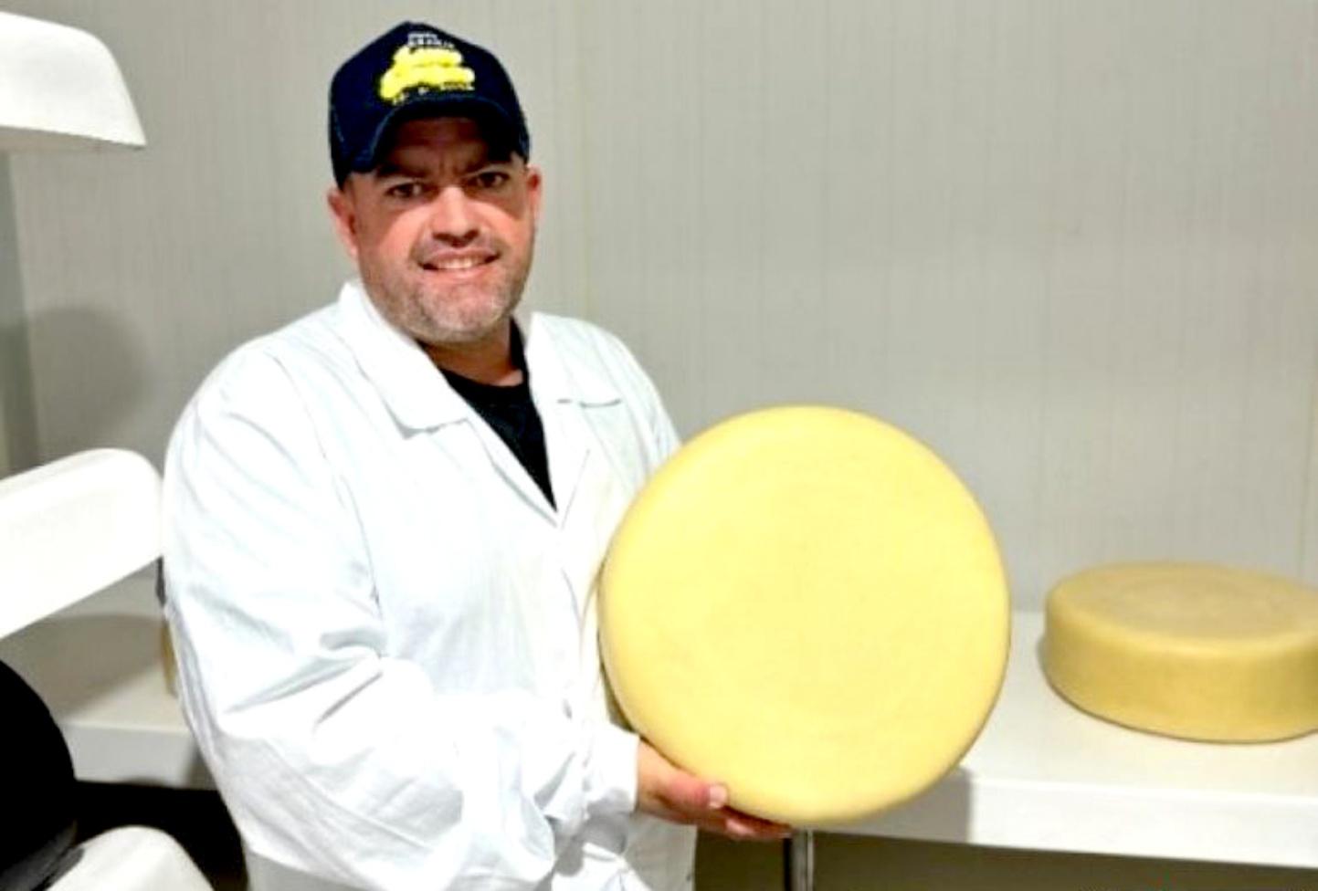 De Palotina para o mundo: queijo Bel Paese conquista medalha internacional na França