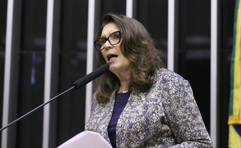 Comissão aprova ampliação de lista de beneficiários de regularização de ocupações urbanas