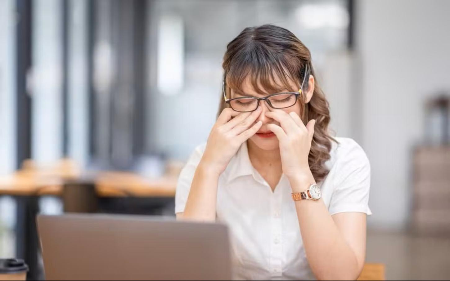 Saúde mental vira marketing e perde foco nas causas reais do sofrimento