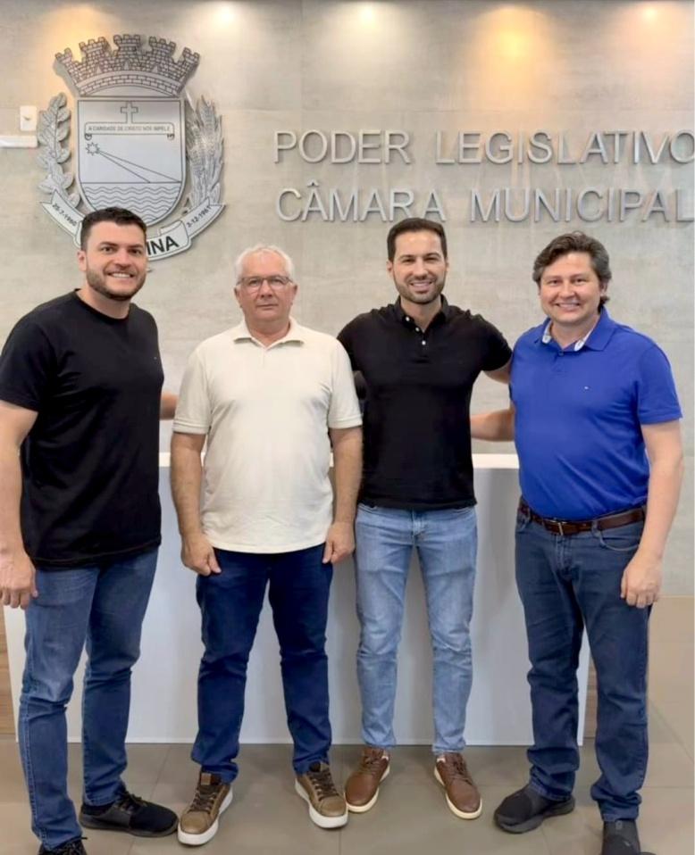 Thiago Mostachio recebe deputado Paulo Litro (PSD) e ex-prefeito Jucenir Stentzler