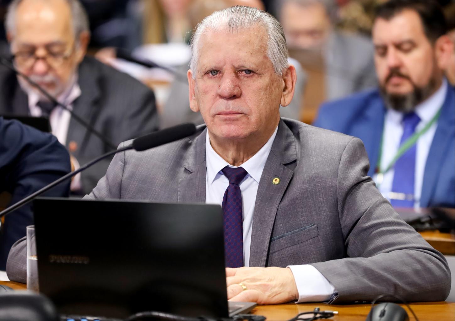 Deputados pedem ao STF prisão domiciliar humanitária para ex-presidente Jair Bolsonaro