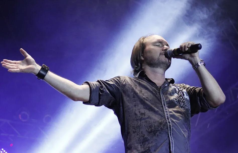 Chuva altera local do show da Marcha para Jesus em Palotina