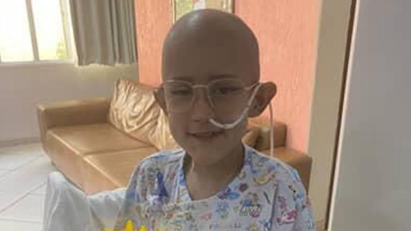 Cascavel se despede da pequena Yasmim, símbolo da luta pela vida