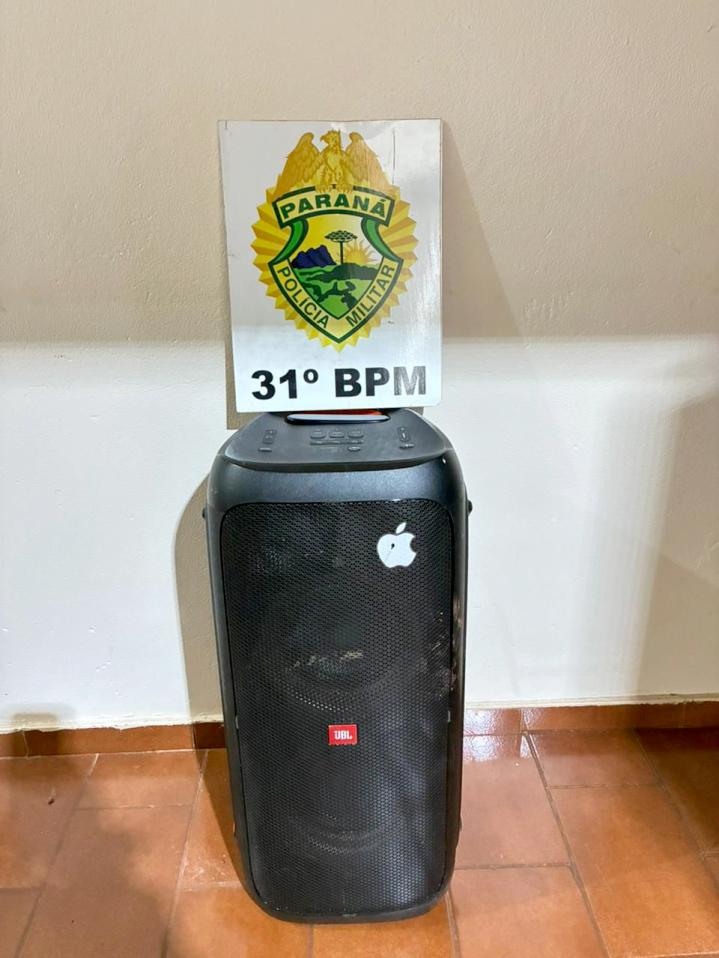 Caixa de som foi apreendida pela PM