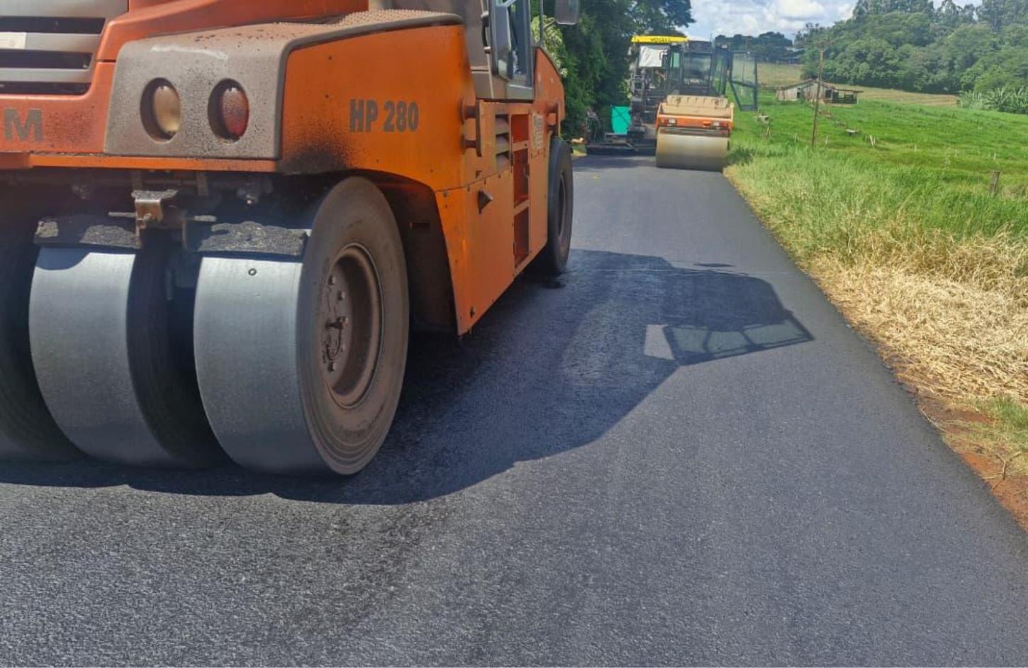 Rodrigo Schanoski grava vídeo e apresenta obra na Linha Kennedy