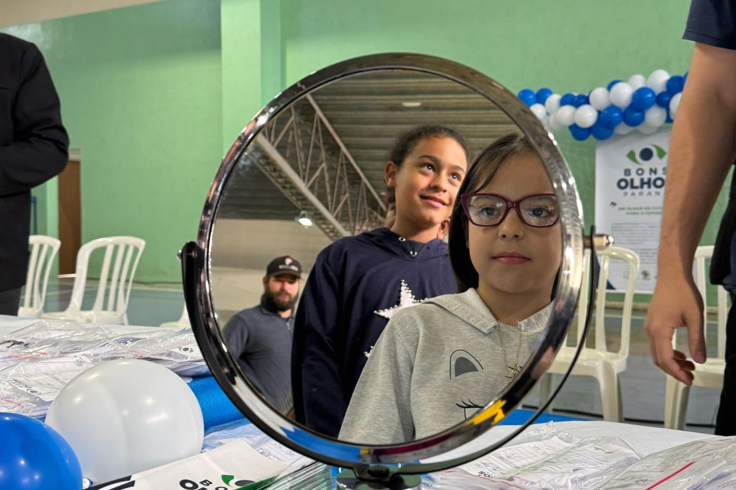 Terra Roxa avança na educação e agora garante exames de vista e óculos gratuitos para estudantes