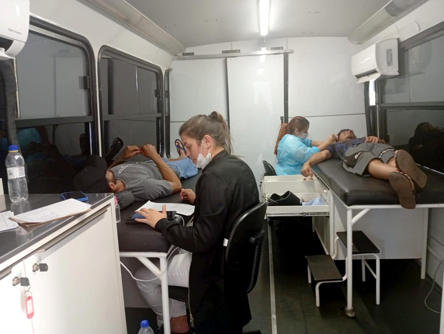 Acupuntura auricular promove bem-estar e chega ao ambiente de trabalho em Quarto Centenário