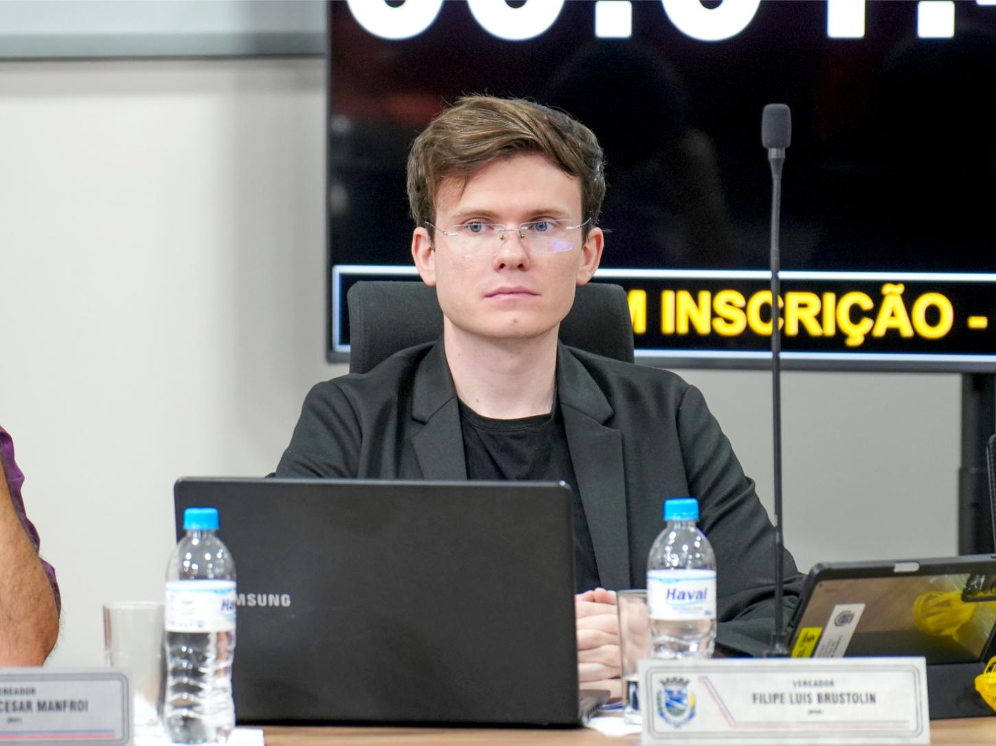 Proposta do vereador Felipe Brustolin (MDB) que institui a Política Municipal de Incentivo à Leitura em Palotina foi aprovada por unanimidade e segue para sanção