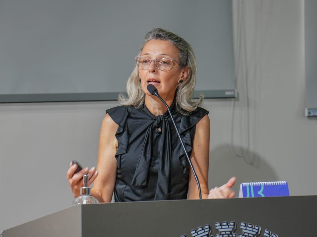 Nissandra usou a tribuna na última sessão ordinária da Câmara de Vereadores