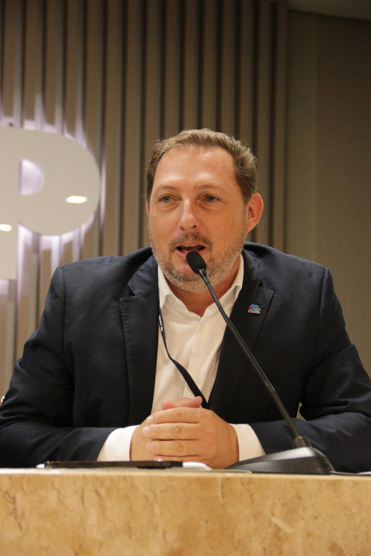 Prefeitos do Oeste cobram da Copel melhorias no fornecimento de energia