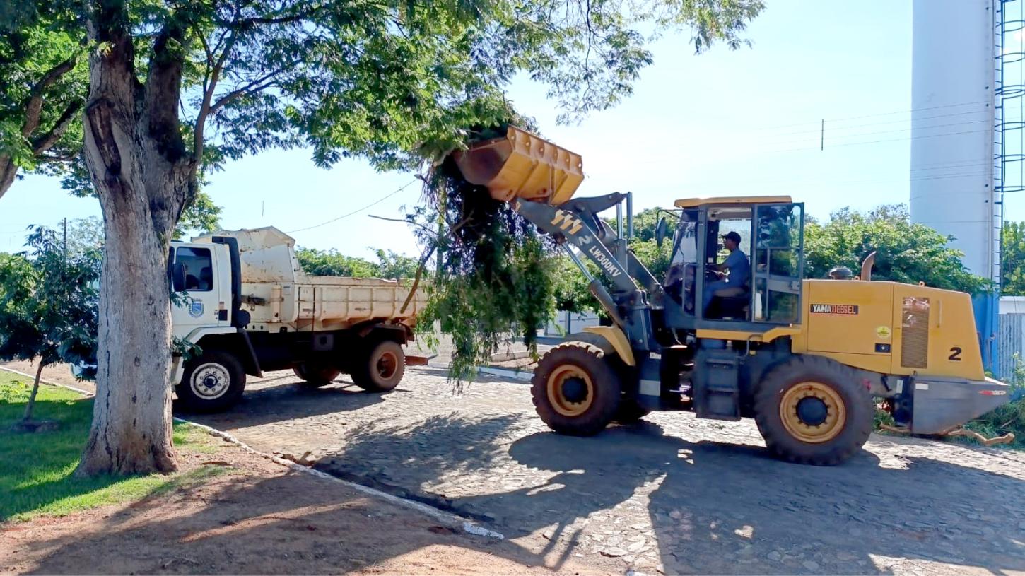 Força-tarefa reforça limpeza e a qualidade de vida em Vila Floresta