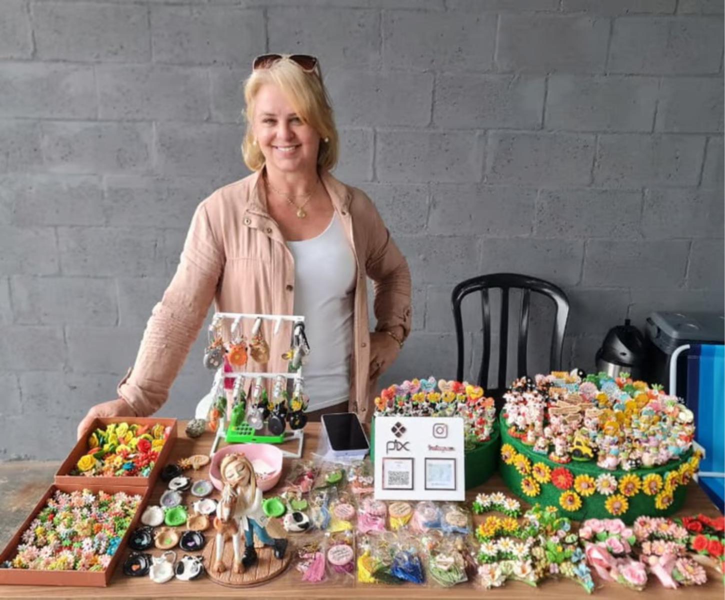 Artesã Simone Gertrudes