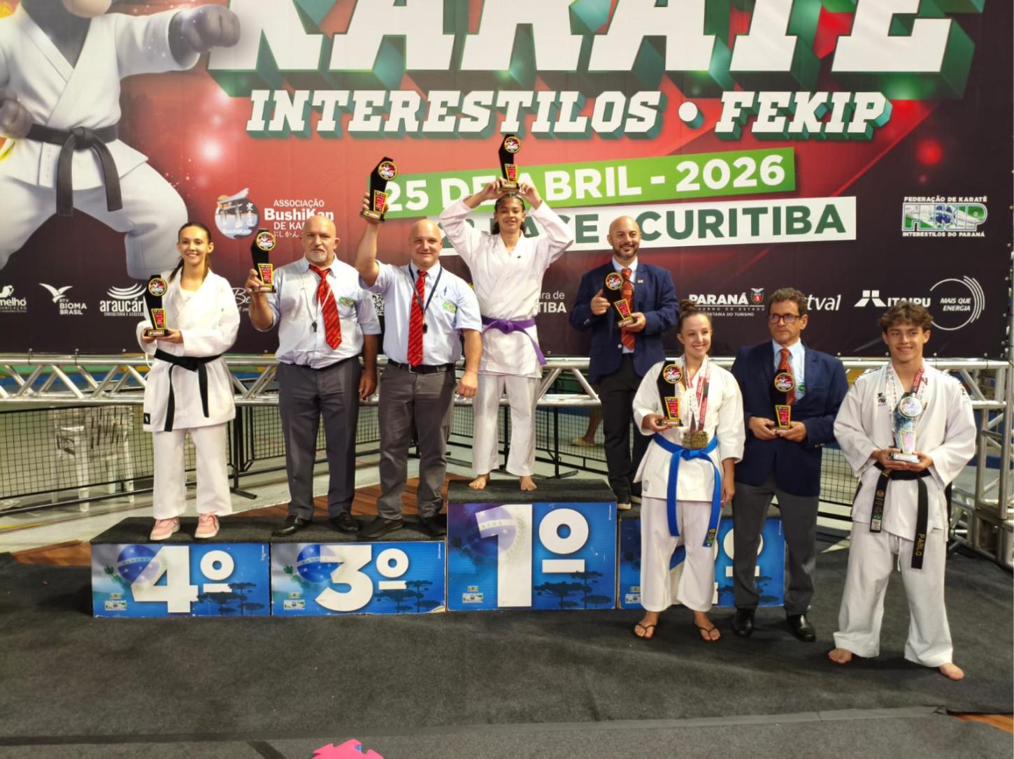 Shutobarai coloca Palotina no topo do karatê estadual