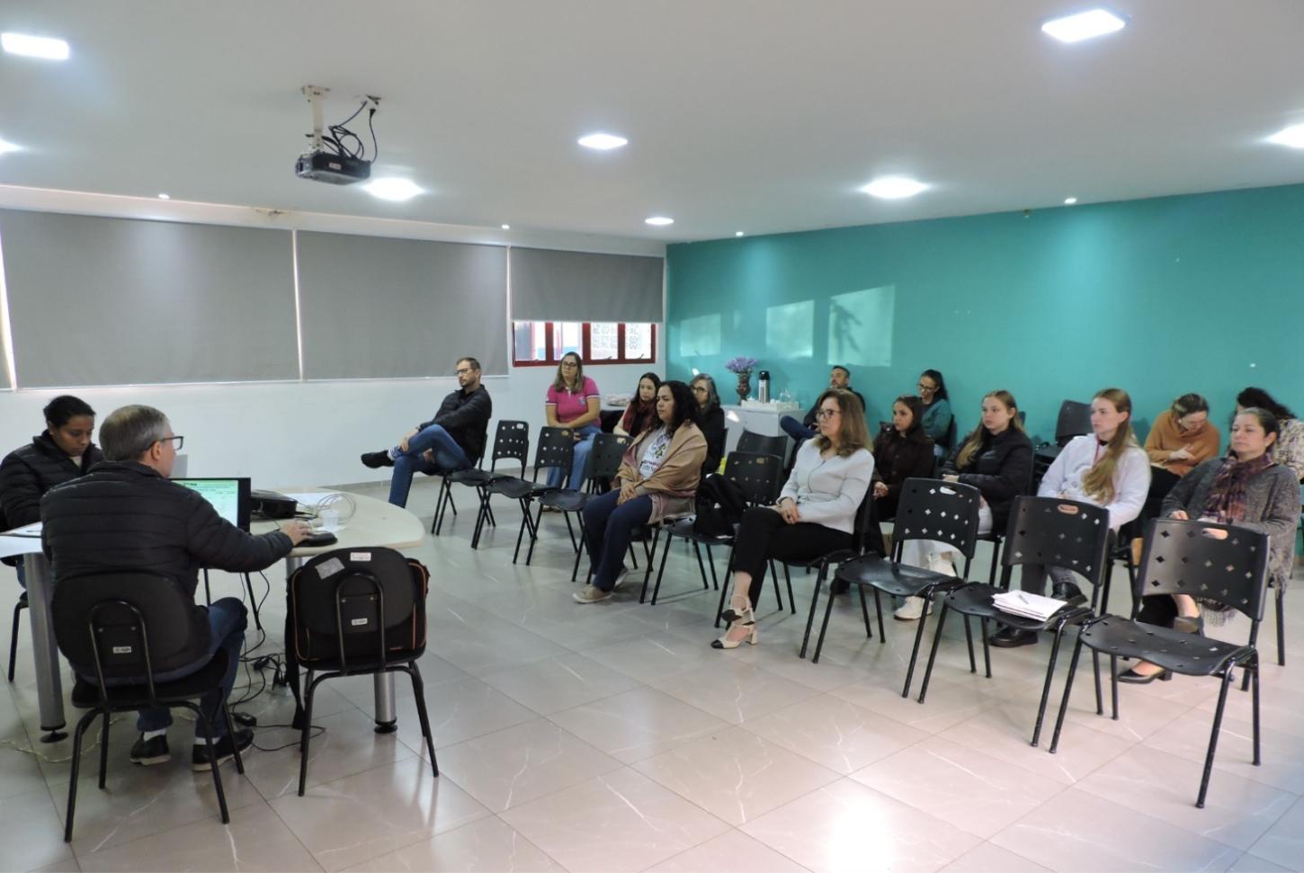 Conselho de Palotina avança em ações para fortalecer proteção à infância e adolescência