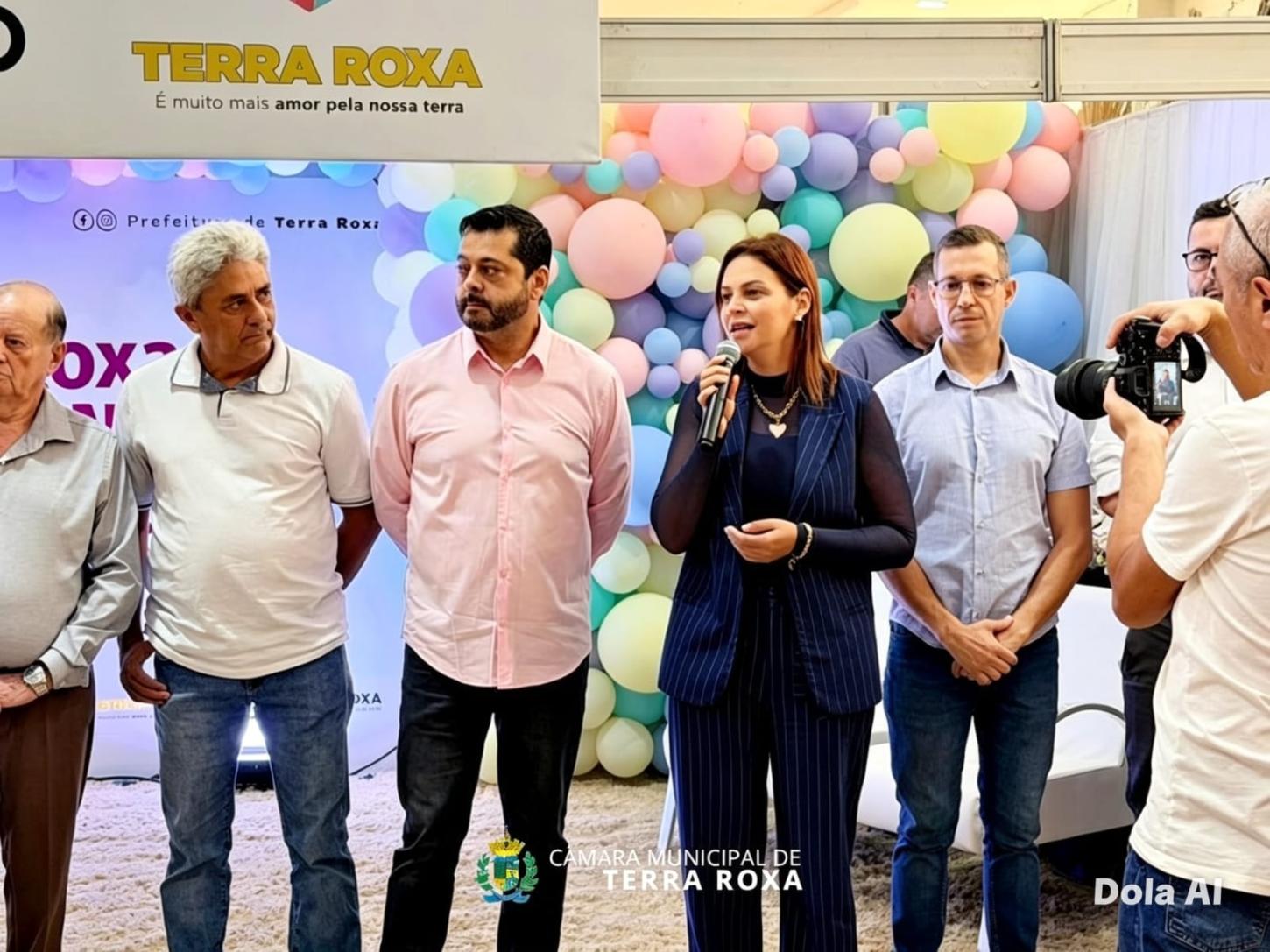 Diniz participa da abertura da 19ª Feira Moda Bebê em Terra Roxa