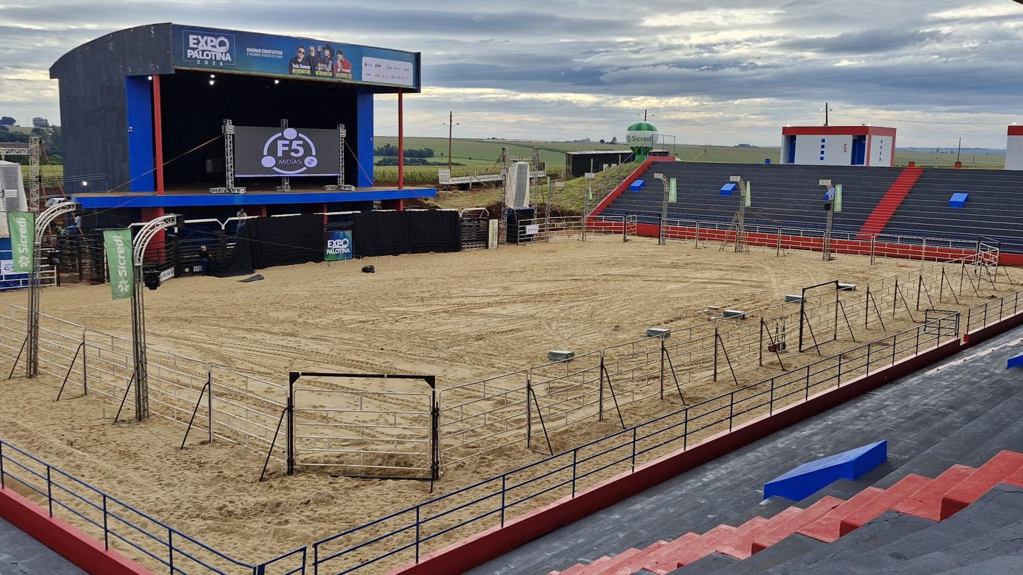 Palco montado, arena preparada e tudo organizado para a maior edição da história da Expo Palotina começar nesta quinta-feira (14)