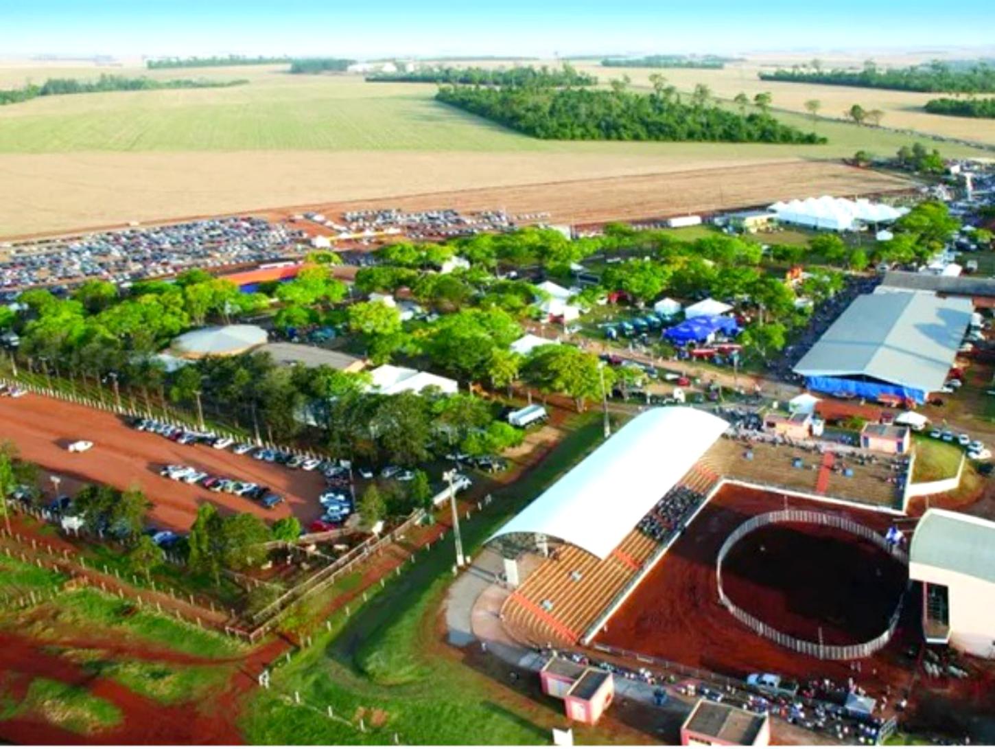 Área destinada ao estacionamento oficial da Expo em Palotina, que terá organização de entidades locais, segurança e seguro durante os dias do evento