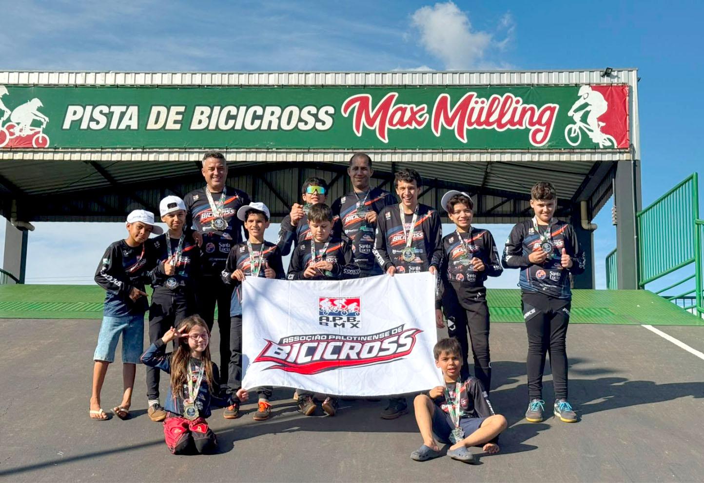 Palotina acelera rumo ao pódio e conquista destaque no Paranaense de Bicicross 2026