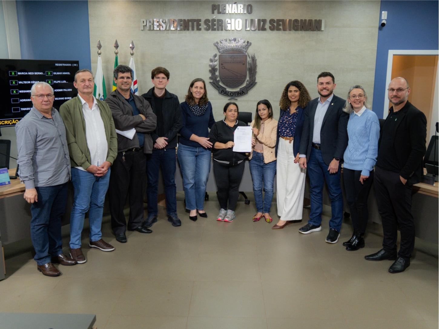 Vereadores aprovaram, em segundo turno, o projeto que denomina o CREAS de Palotina como Centro de Referência Especializado de Assistência Social Franciele Ventura da Silva, em homenagem à servidora pública e ao legado de dedicação deixado à comunidade