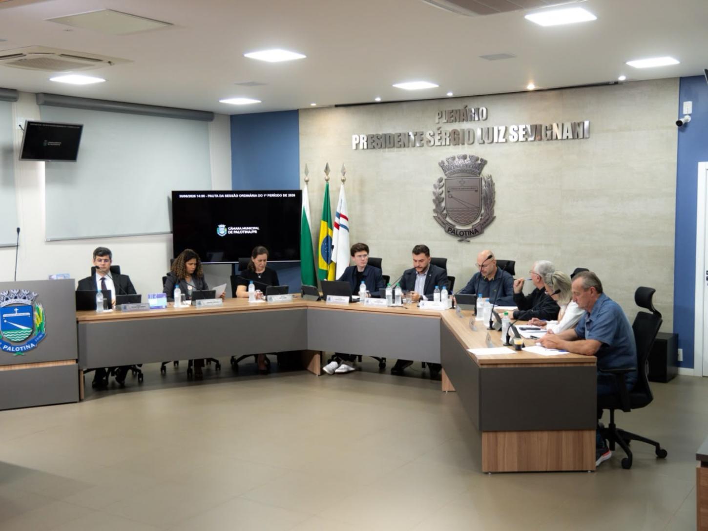 Vereadores de Palotina aprovaram projeto para incorporação de imóvel ao patrimônio público e requerimento que solicita informações sobre a aplicação dos recursos (Foto: Assessoria - Câmara)