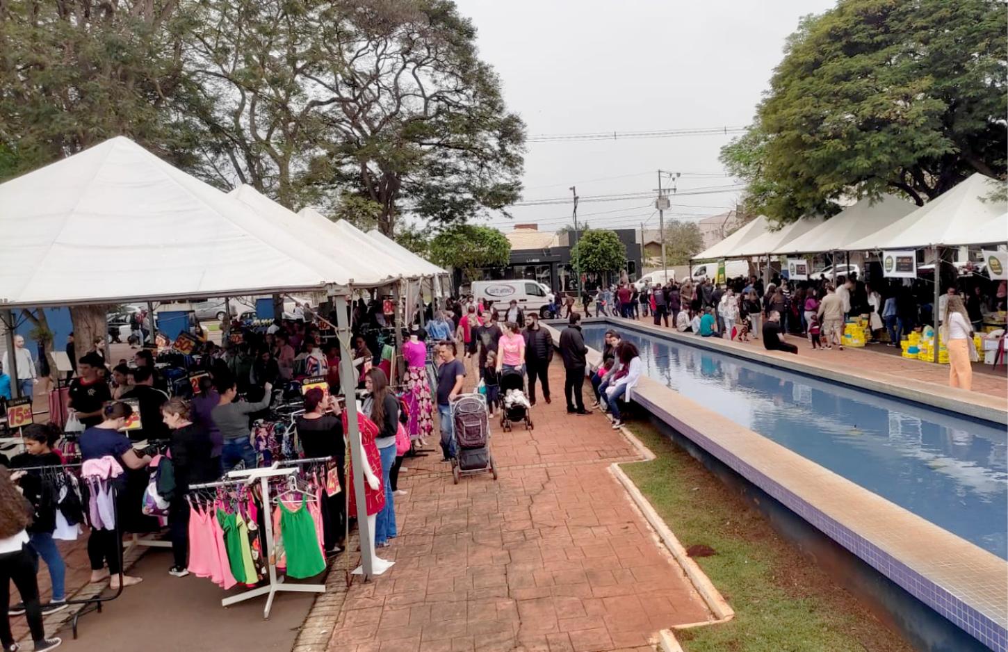 A 52ª Feira Ponta de Estoque da ACIPA será realizada neste sábado (5), das 8h às 17h, na Praça Amadeo Piovesan, em Palotina, reunindo mais de 30 empresas, ofertas especiais e atrações para toda a família