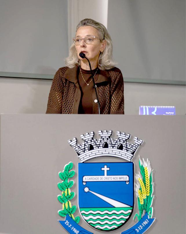 Nissandra Karsten (PP) usou a tribuna da Câmara de Palotina nesta segunda-feira (5) para apresentar dados e cobrar esclarecimentos da administração municipal