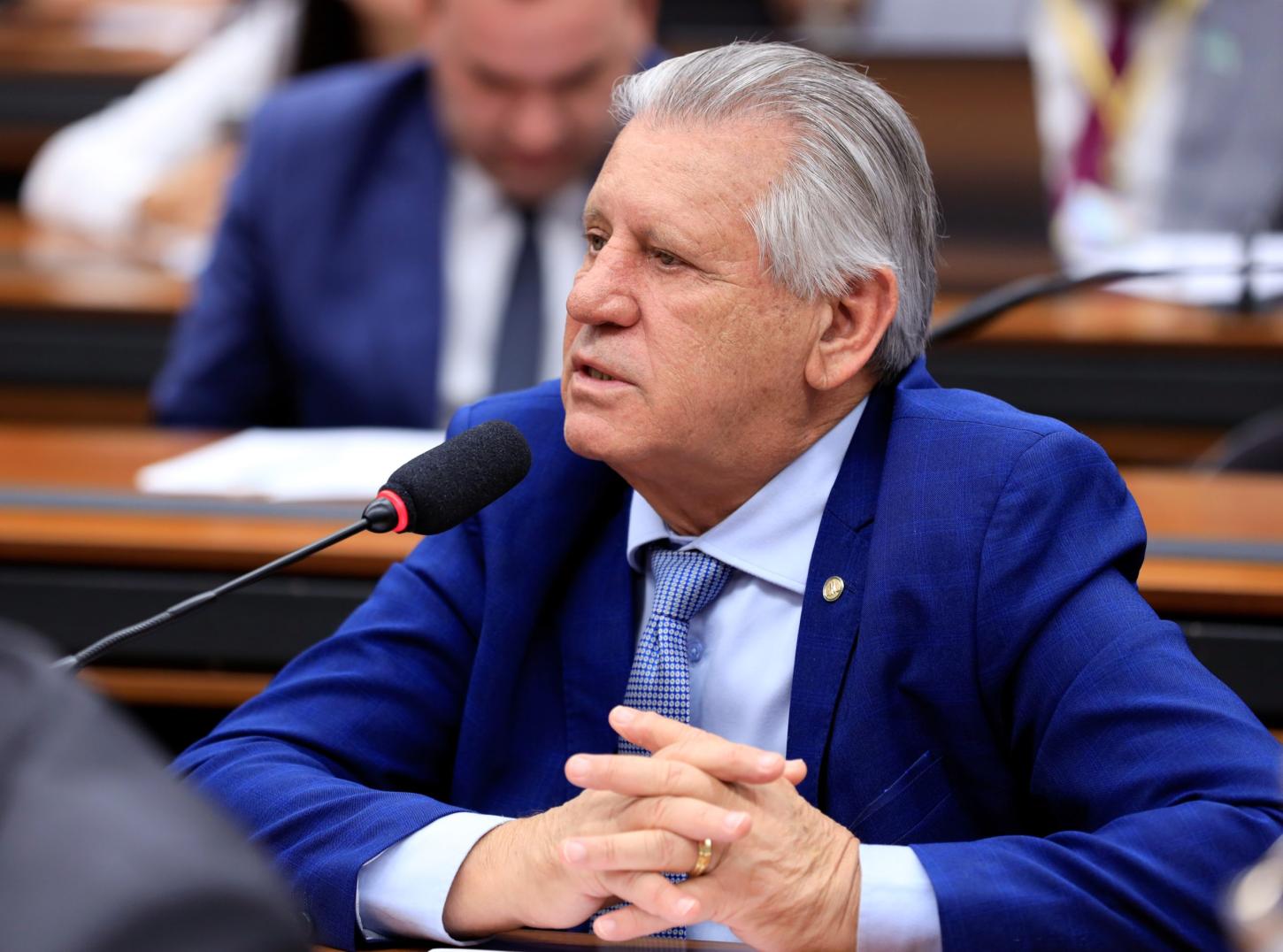O deputado federal Dilceu Sperafico destaca a destinação de mais de R$ 363 milhões para 108 municípios do Paraná desde 2023, com expectativa de alcançar R$ 400 milhões até o fim do mandato. (Foto: Divulgação/Assessoria Parlamentar)