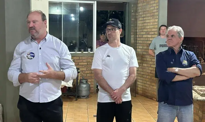A dez dias das urnas, Luiz Ernesto e Ademar Dorfschmidt participam de reunião em Palotina