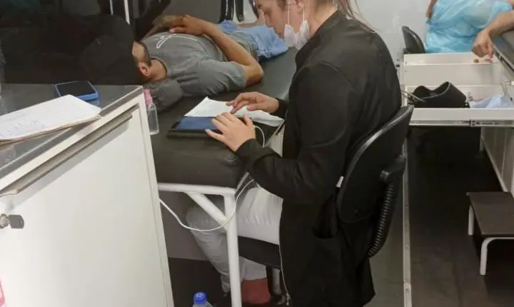 Acupuntura auricular promove bem-estar e chega ao ambiente de trabalho em Quarto Centenário