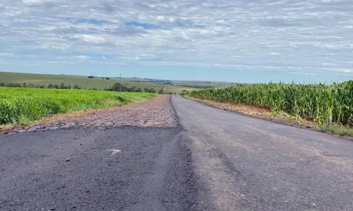 Administração reforça trabalhos de recuperação de estradas rurais