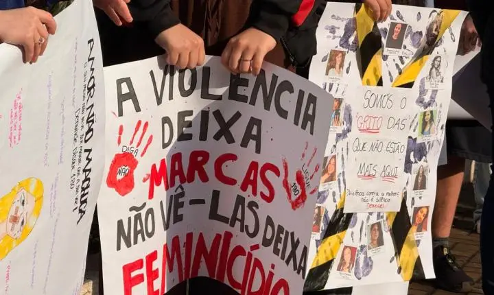 Agosto Lilás ganha as ruas e mobiliza Terra Roxa pelo fim da violência contra a mulher