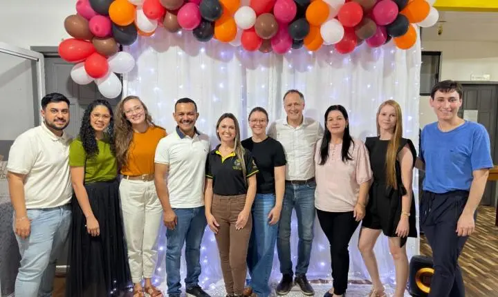 Alunos transformam cooperação em noite especial em Alto Alegre